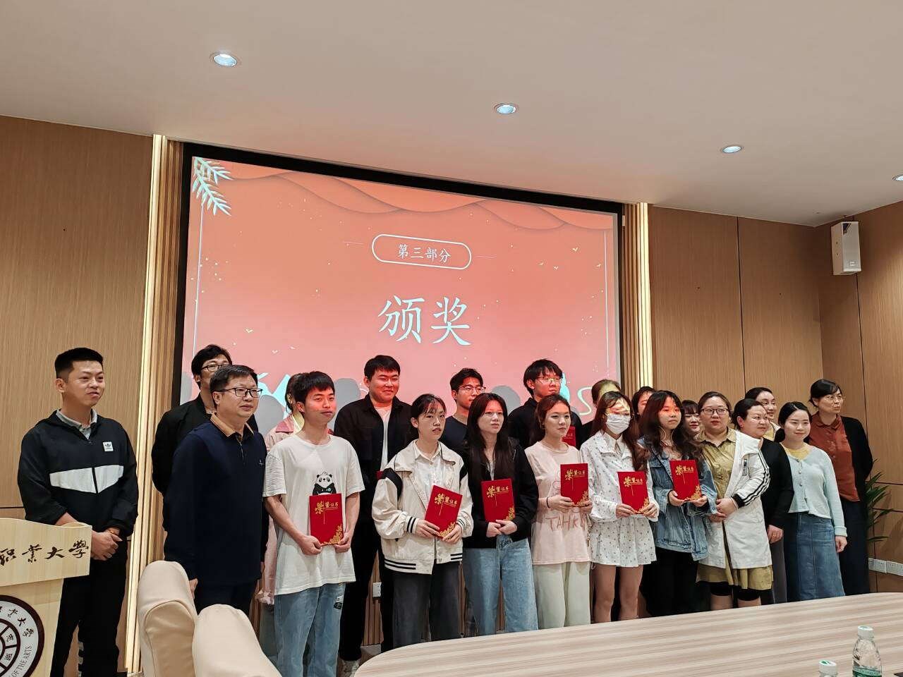 说明: 2